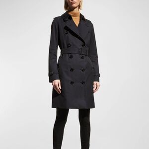 Burberry - The Kensington Medium Coat - Size 4